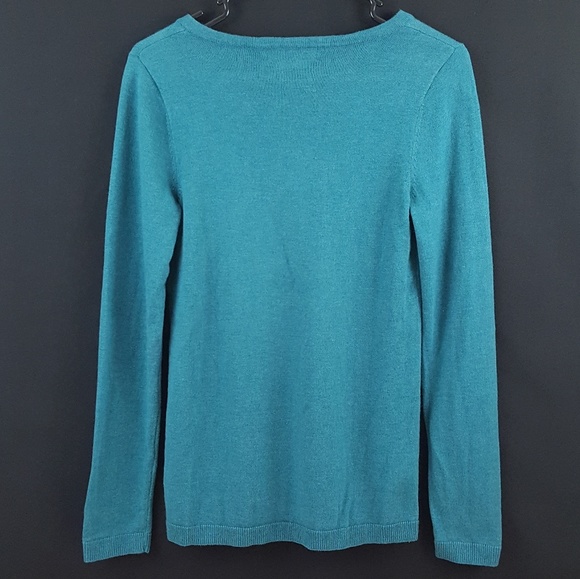 Eddie Bauer Lambswool Blend V-Neck Sweater - Picture 2 of 8